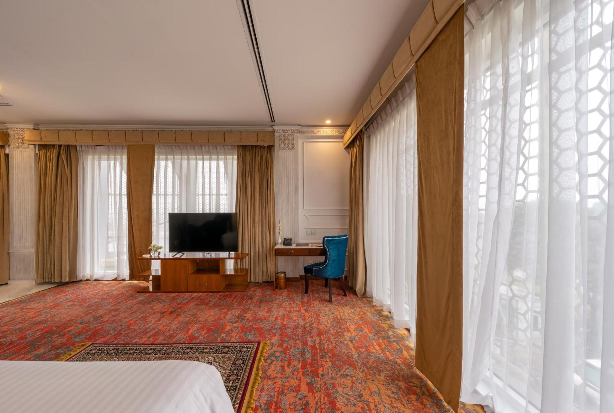 Best Western Premier Islamabad Exterior photo