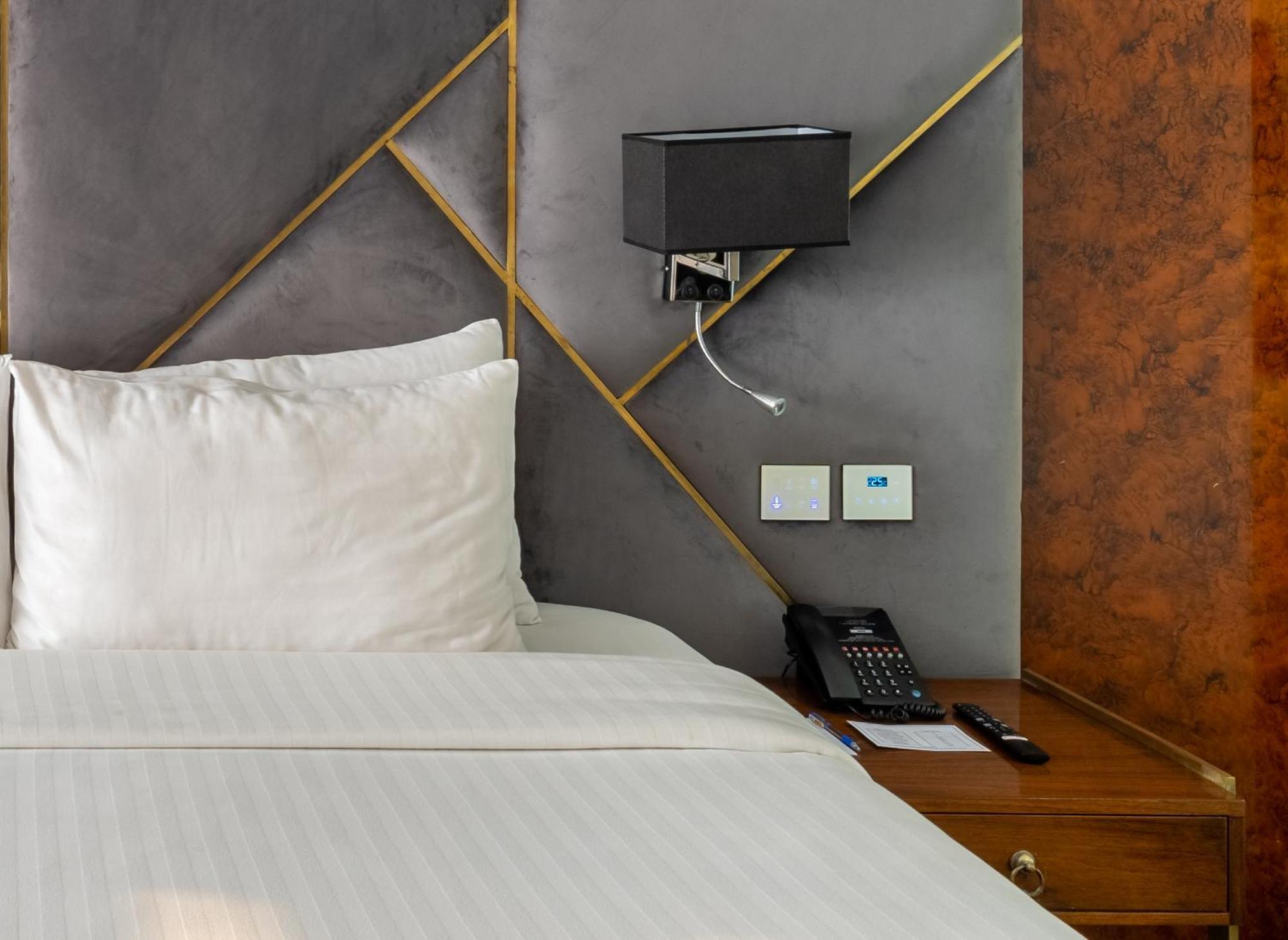 Best Western Premier Islamabad Exterior photo