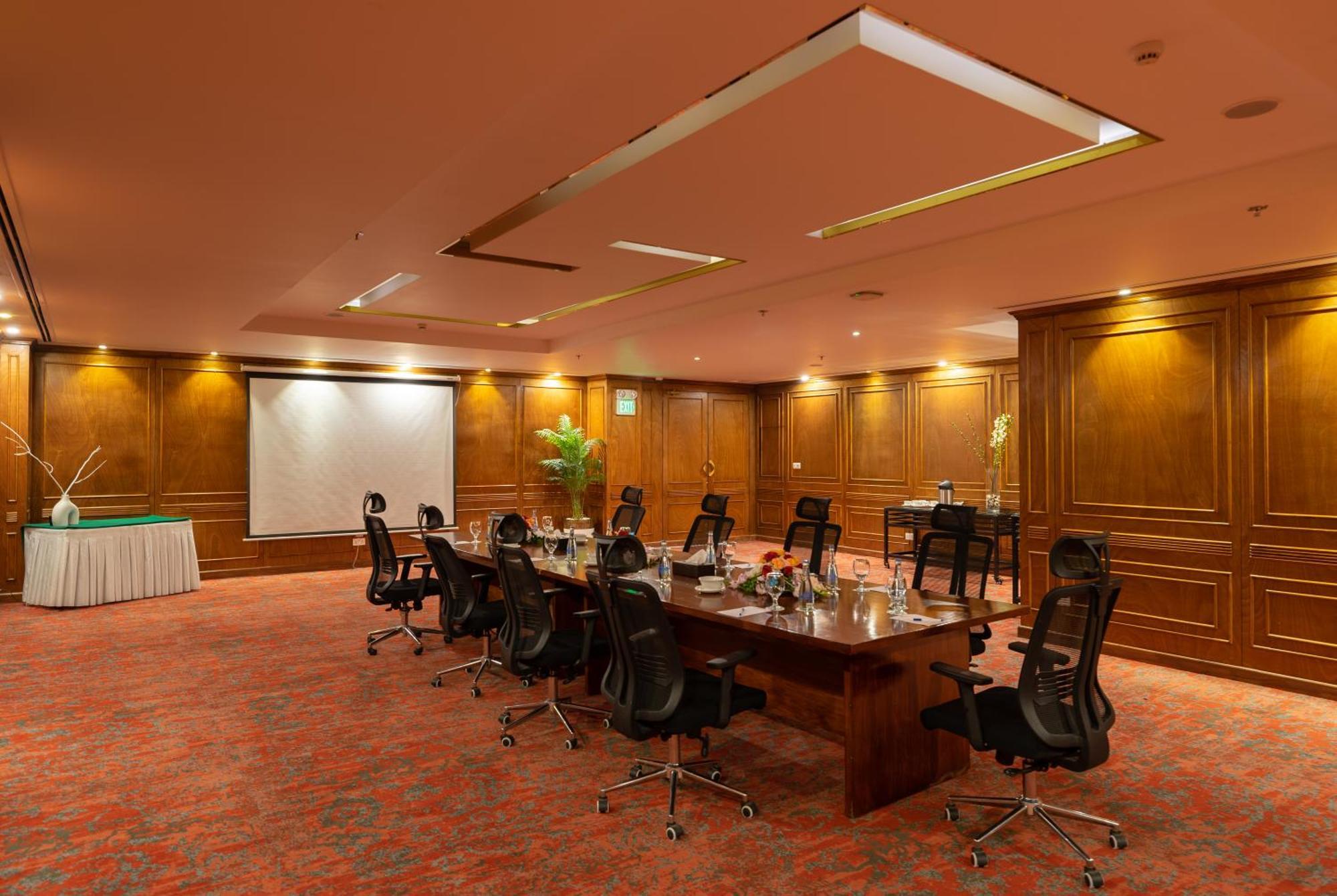 Best Western Premier Islamabad Exterior photo